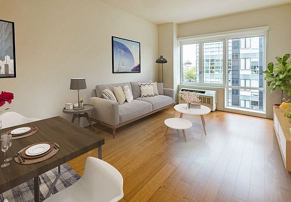 4th image of 544 Union Ave APT 2A