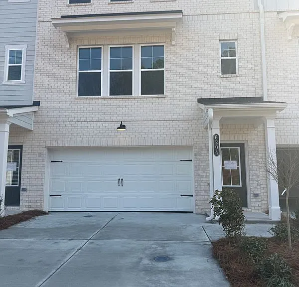 6204 Kenbrook Dr — Photo 1