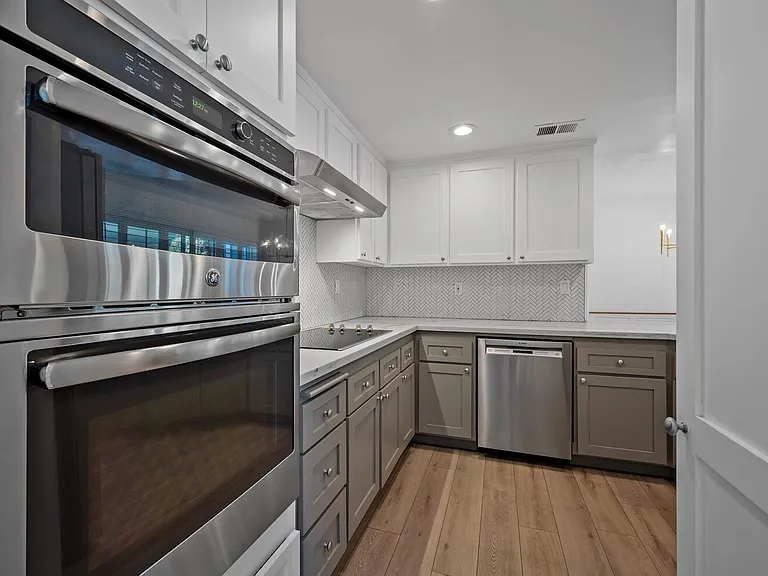 620 Holbrook Ct #101 — Photo 19