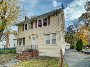 272 N Clinton St, East Orange, NJ 07017