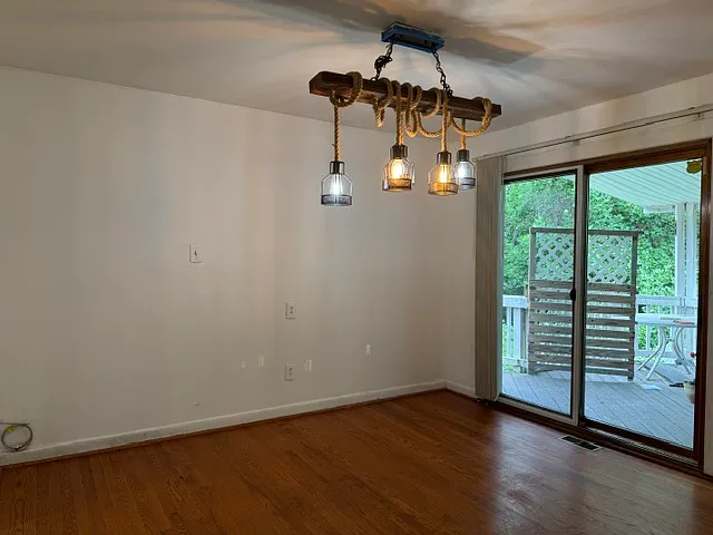 5 bed, 1192 sqft, $4,000 — Photo 4