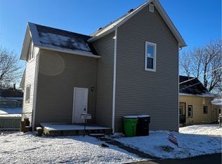 82 W Summit St, Barberton, OH 44203