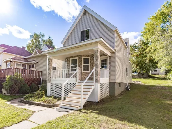 2407 W 6th St, Duluth, MN 55806