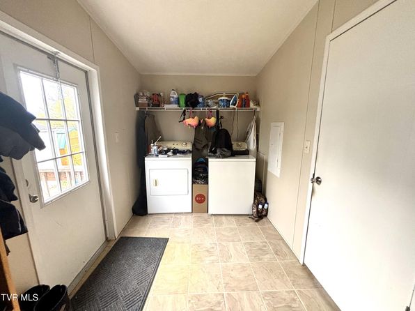 37839 Wilderness Rd, Jonesville, VA 24263