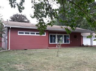 1388 W Oak Park Dr, Decatur, IL 62526