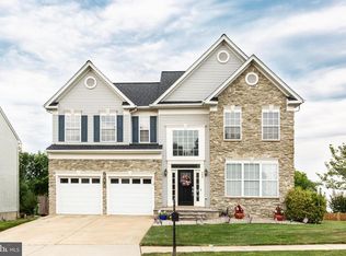 489 Hawk Ridge Ln, Sykesville, MD 21784