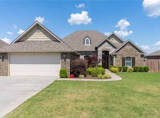 12215 Lynwood Dr, Fort Smith, AR 72916