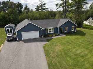 76 Knoll Crest Drive, Bangor, ME 04401