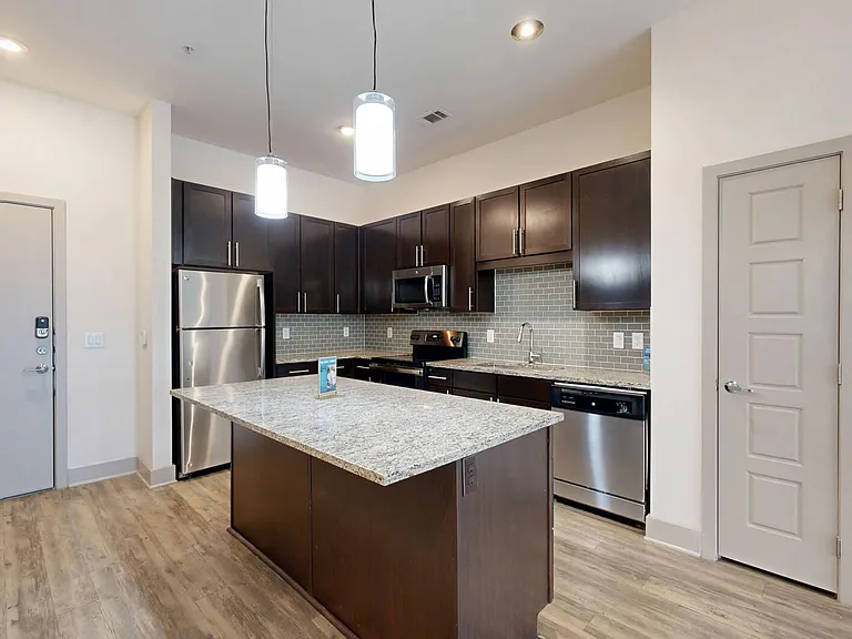 The Flats at Palisades — Photo 91