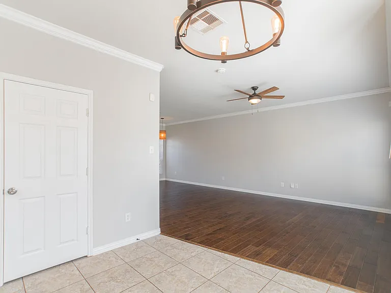 22519 Goss Spring Ct — Photo 18