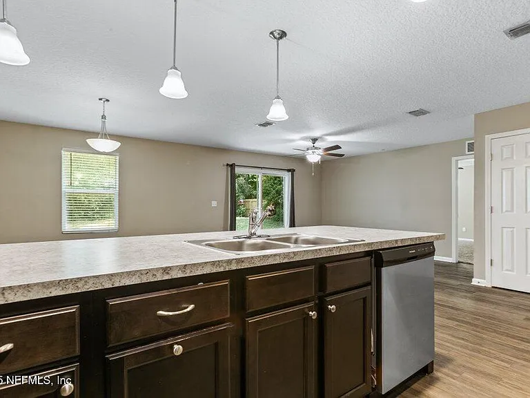 2235 Bayview Rd — Photo 9