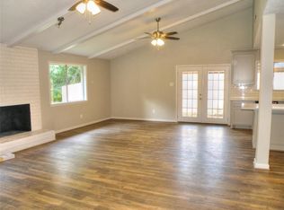 4511 Ravine Dr, Friendswood, TX 77546