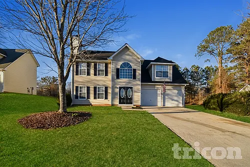 4123 Green Field Dr Photo 1
