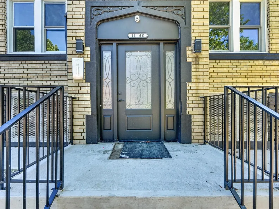 1140 Ashland St #3