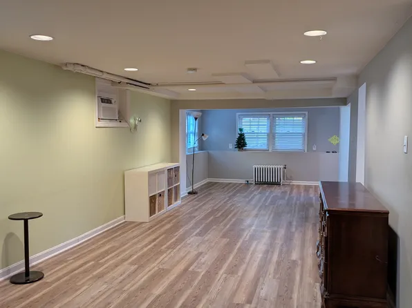 1363 Somerset Pl NW, Washington, DC 20011
