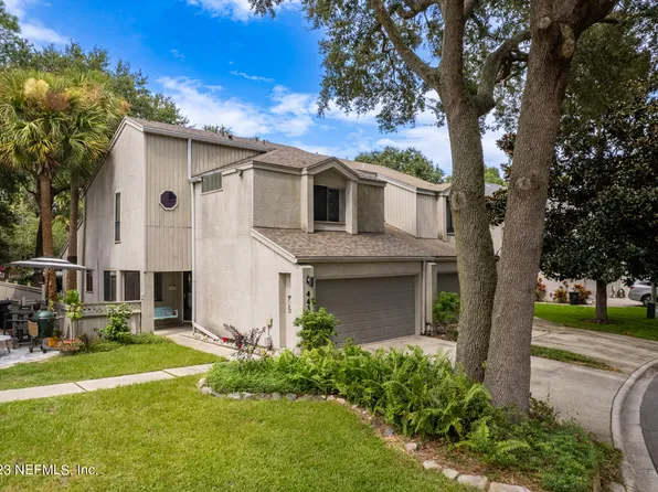 443 SELVA LAKES Circle, Atlantic Beach, FL 32233