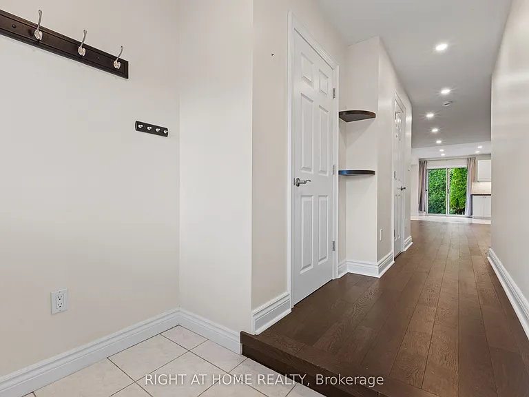 1811 Creek Way — Photo 4