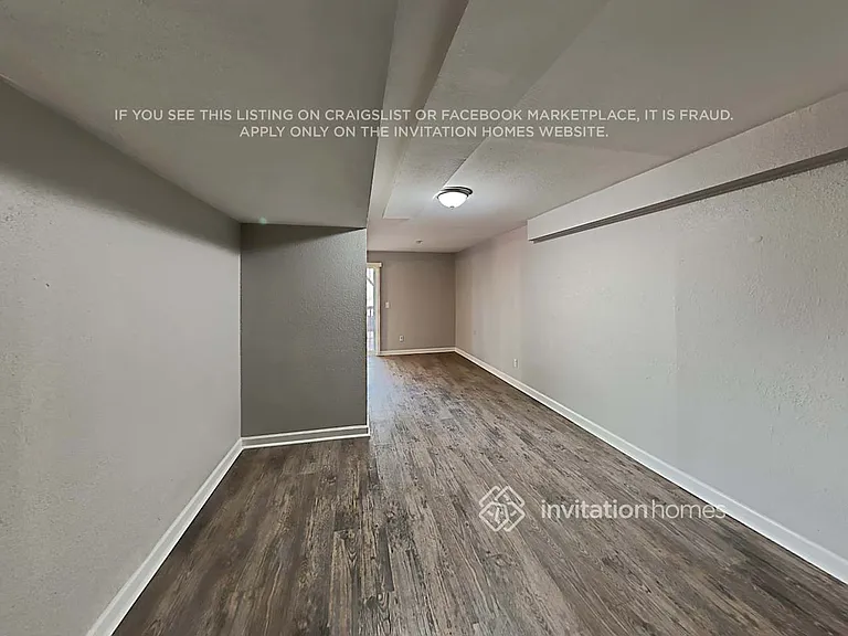 18254 E Adriatic Pl — Photo 12