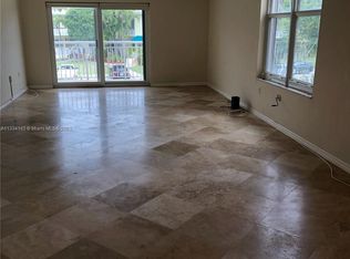 9270 W Bay Harbor Dr APT 2F, Bay Harbor Islands, FL 33154