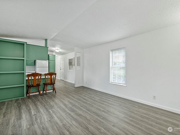3rd image of 15503 Cedar park Road SE #76
