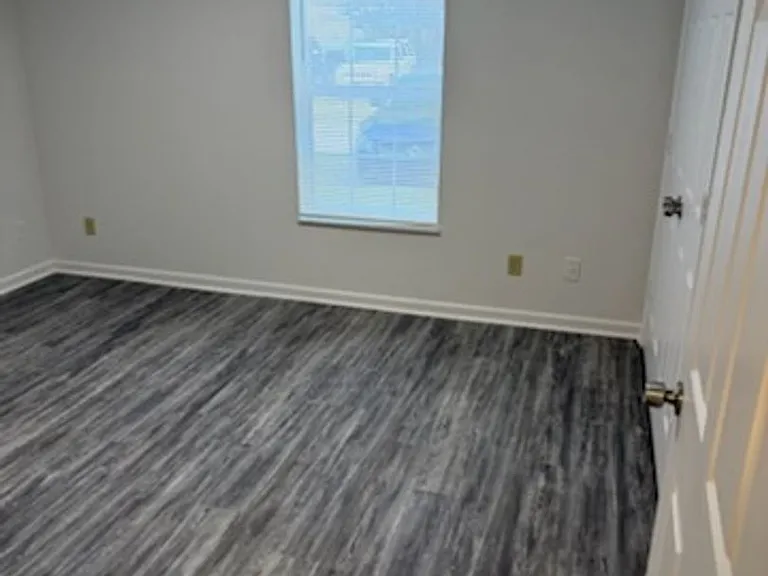 3404 Dill St NE #409 — Photo 7