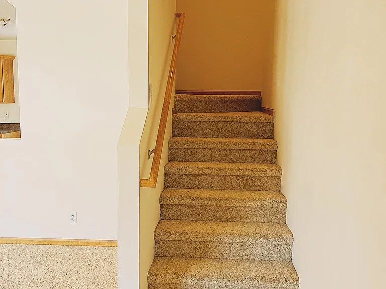 6035 N 167th Ct — Photo 11