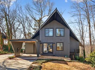 556 Embry Ln, Marietta, GA 30066