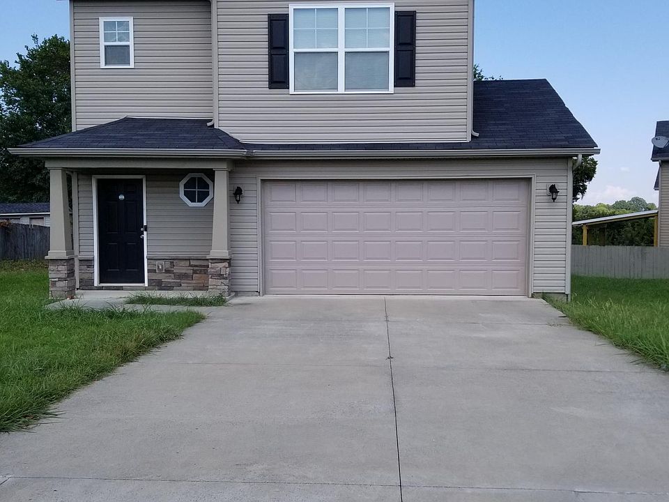 1st image of 2610 Lakevilla Dr
