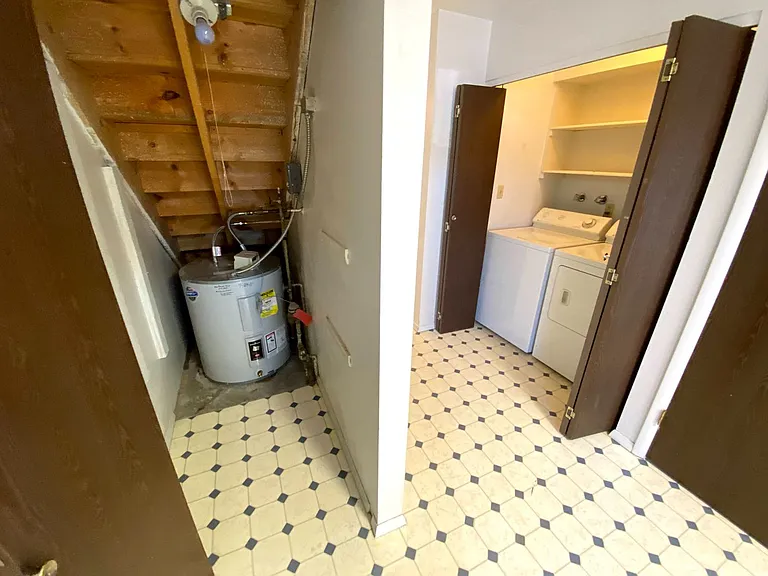 2110 Prairie Rd — Photo 13