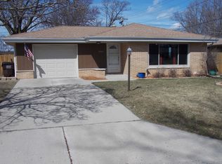3704 W Allerton Ave, Greenfield, WI 53221
