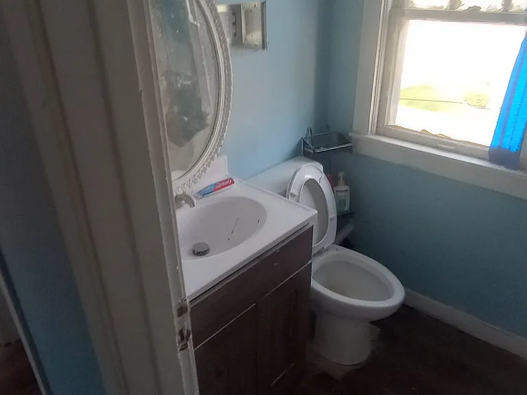 305 E Morrell St #B — Photo 2