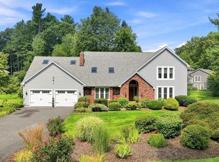54 Blueberry Rdg, Westfield, MA 01085
