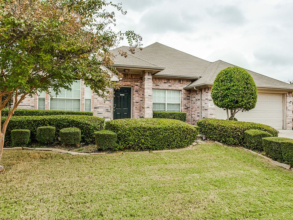 2nd image of 107 Quail Briar Ln