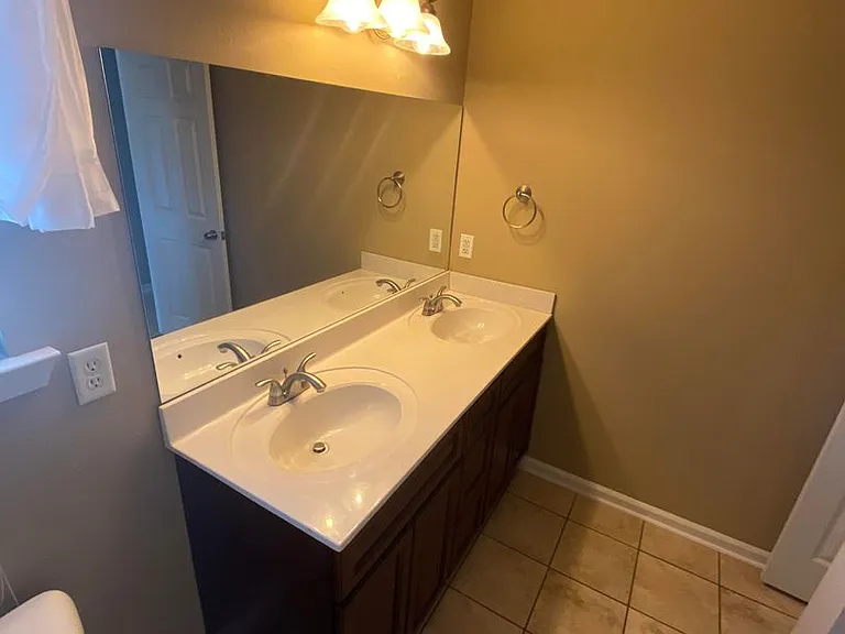 2225 Redwood Dr — Photo 12