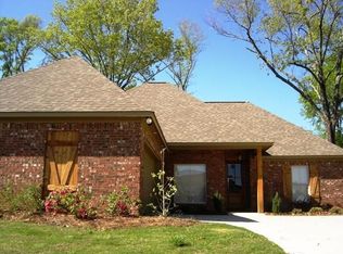 129 Bainbridge Xing, Canton, MS 39046