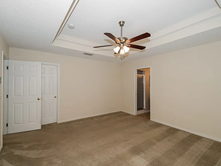 3256 Ayrshire St — Photo 9