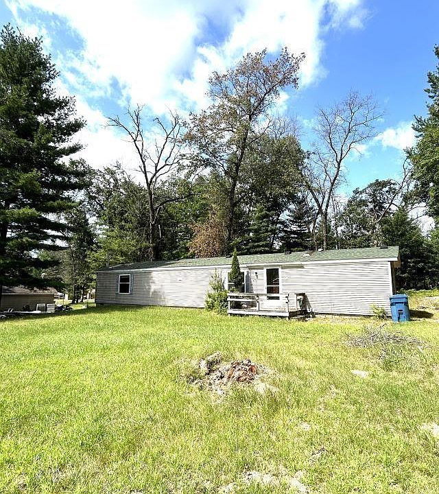 1st image of 2784 Menominee Trl