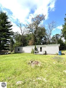 2784 Menominee Trl, West Branch, MI, 48661