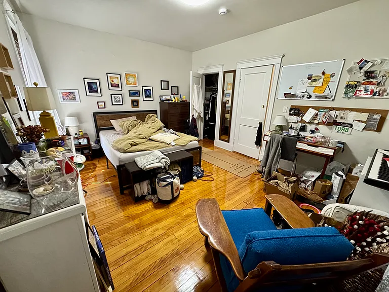 104 Strathmore Rd #1 — Photo 14