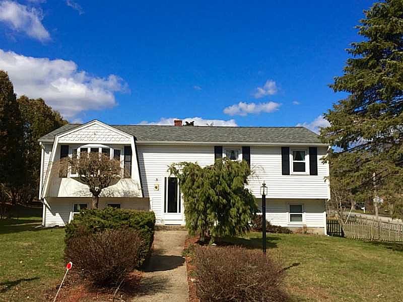 1st image of 133 Berry Ln