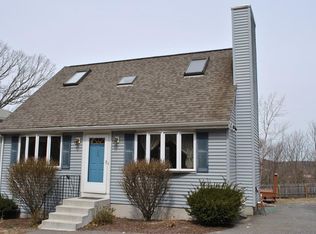 20 Fairview Ave, Waltham, MA 02453