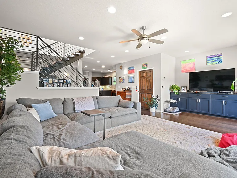 1142 Lost Creek Blvd #3 — Photo 18