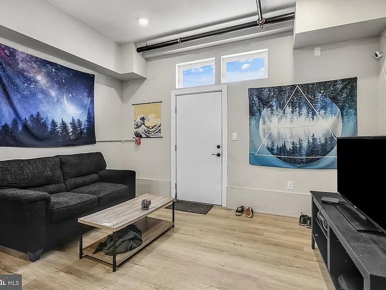 3965 Lancaster Ave #104 — Photo 5