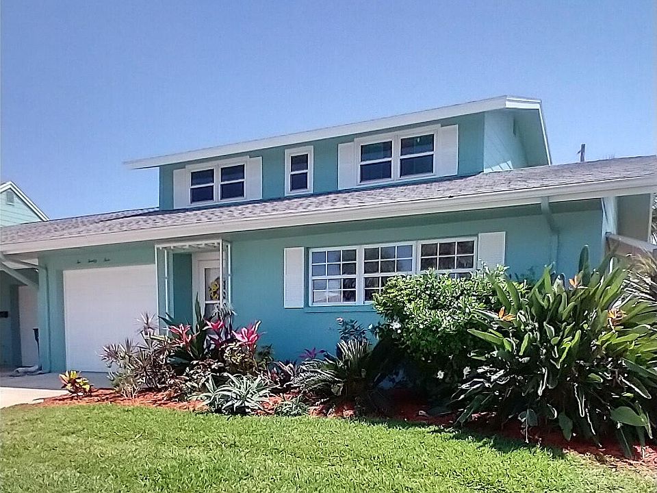 1st image of 225 Emerald Dr N