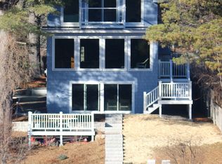 26 Boulder Rd, Raymond, ME 04071