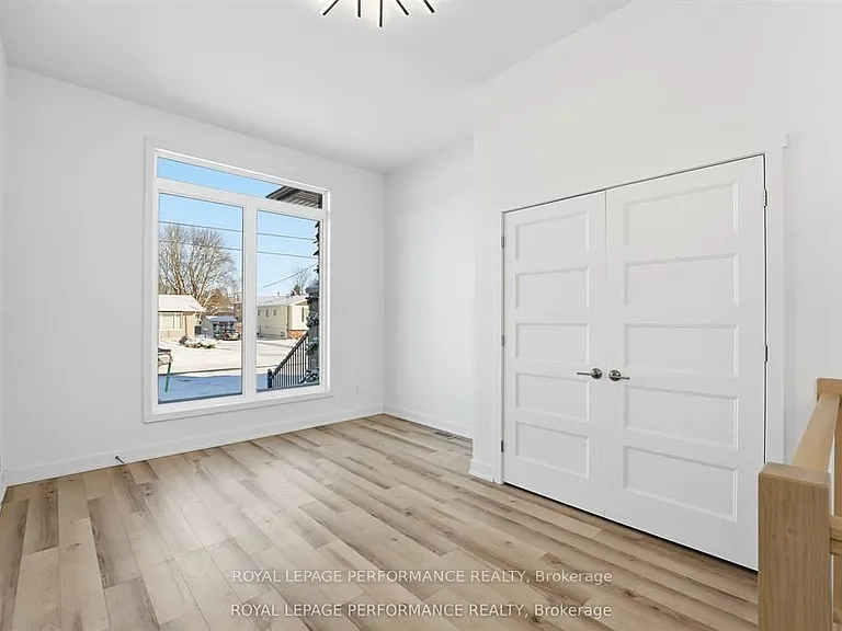 31A Marcel St — Photo 9