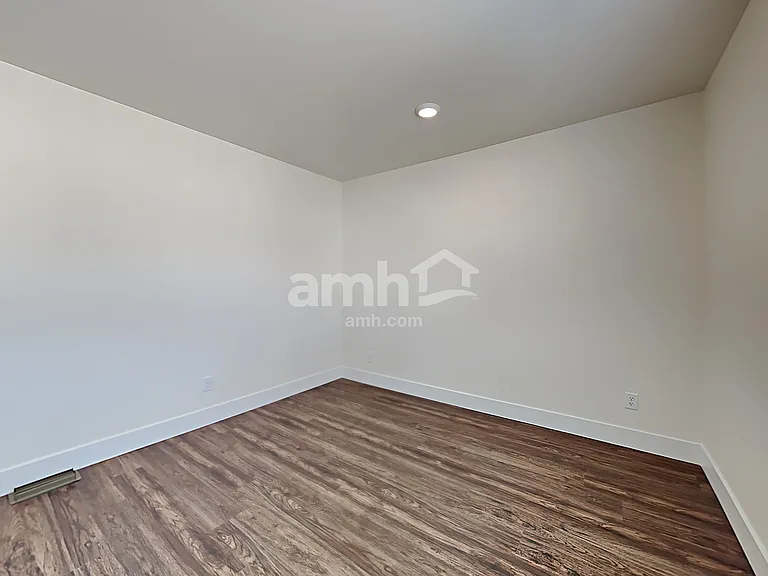 19314 16th Avenue Ct E — Photo 16