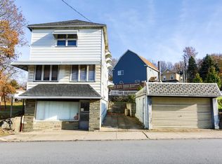 319 S River St, Plains, PA 18705