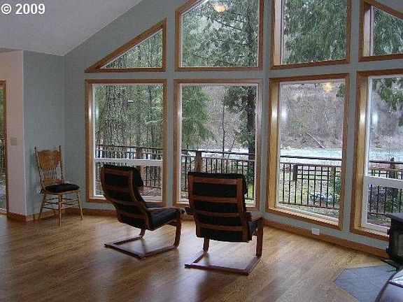 Wall of windows
