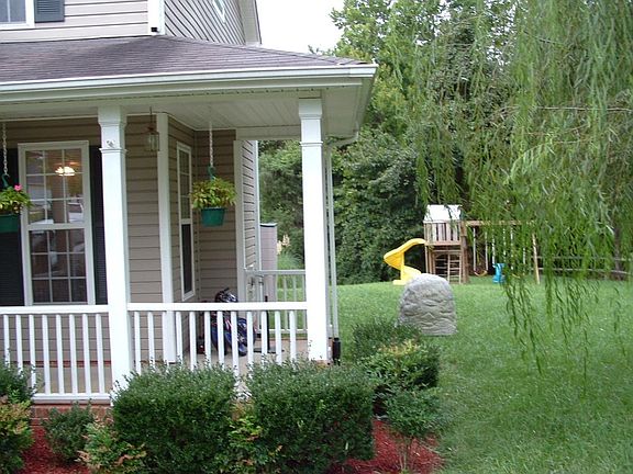 House yard side view